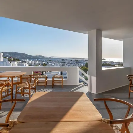 Rochari Hotell